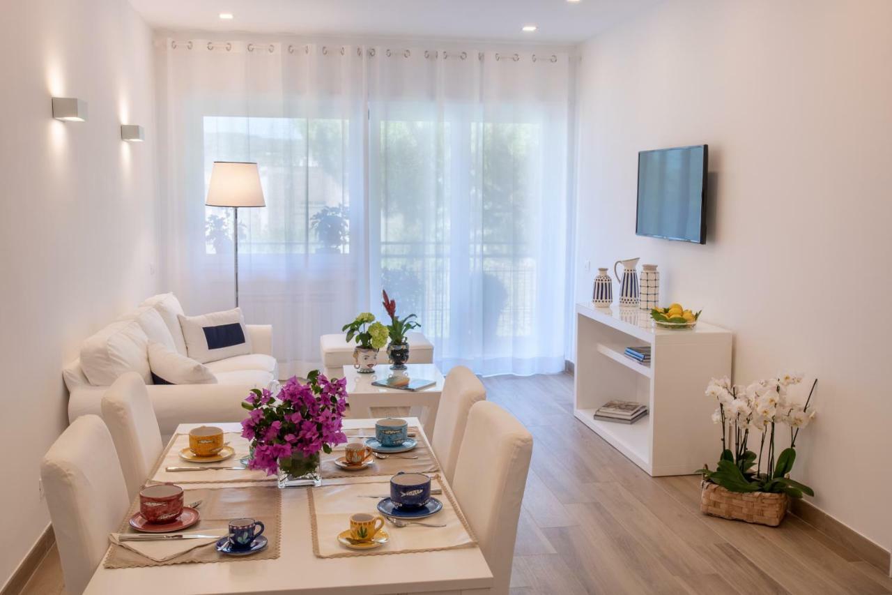 Solymar Apartments Соренто Екстериор снимка