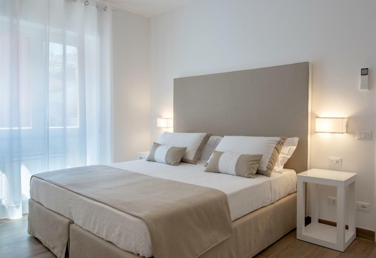 Solymar Apartments Соренто Екстериор снимка