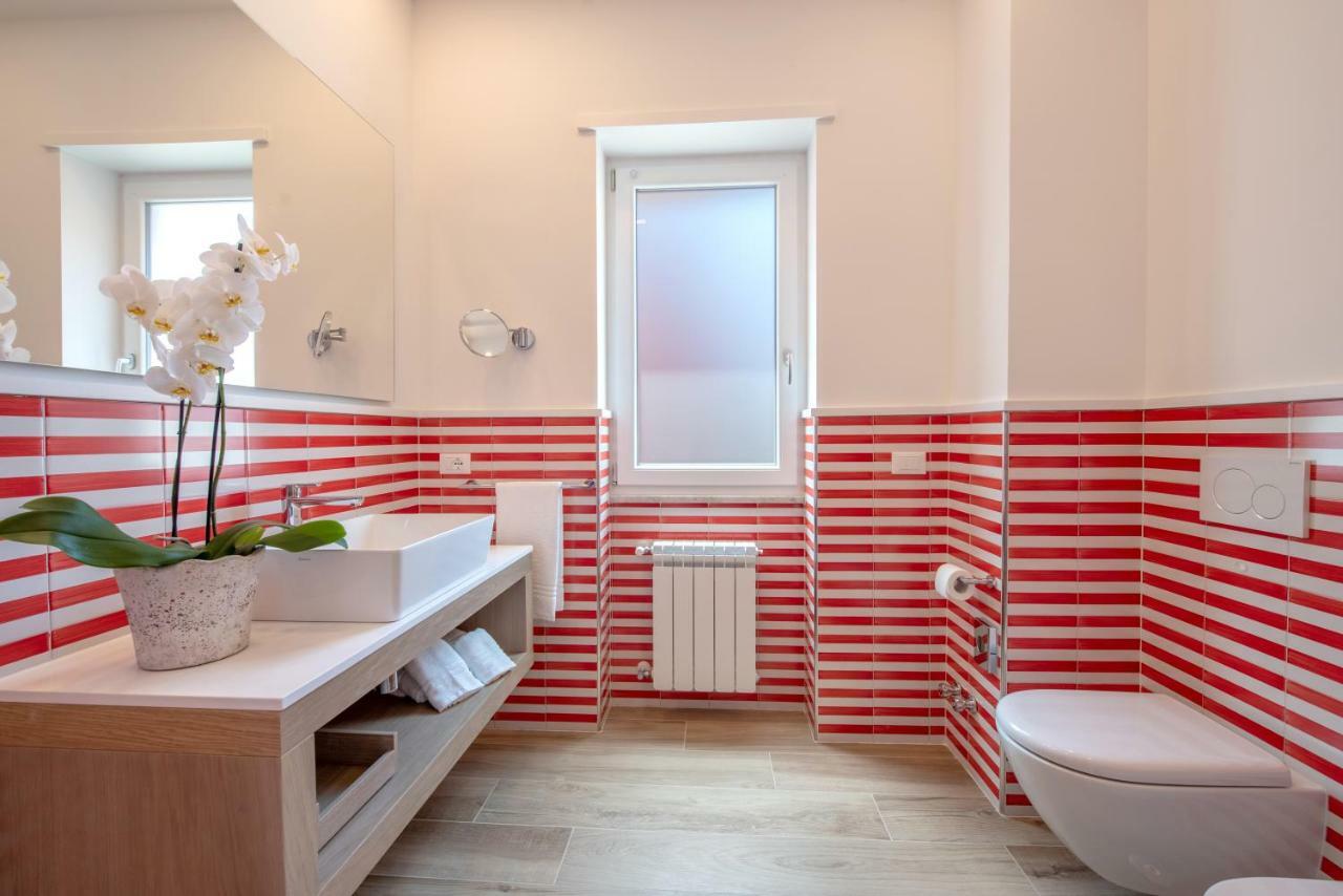 Solymar Apartments Соренто Екстериор снимка