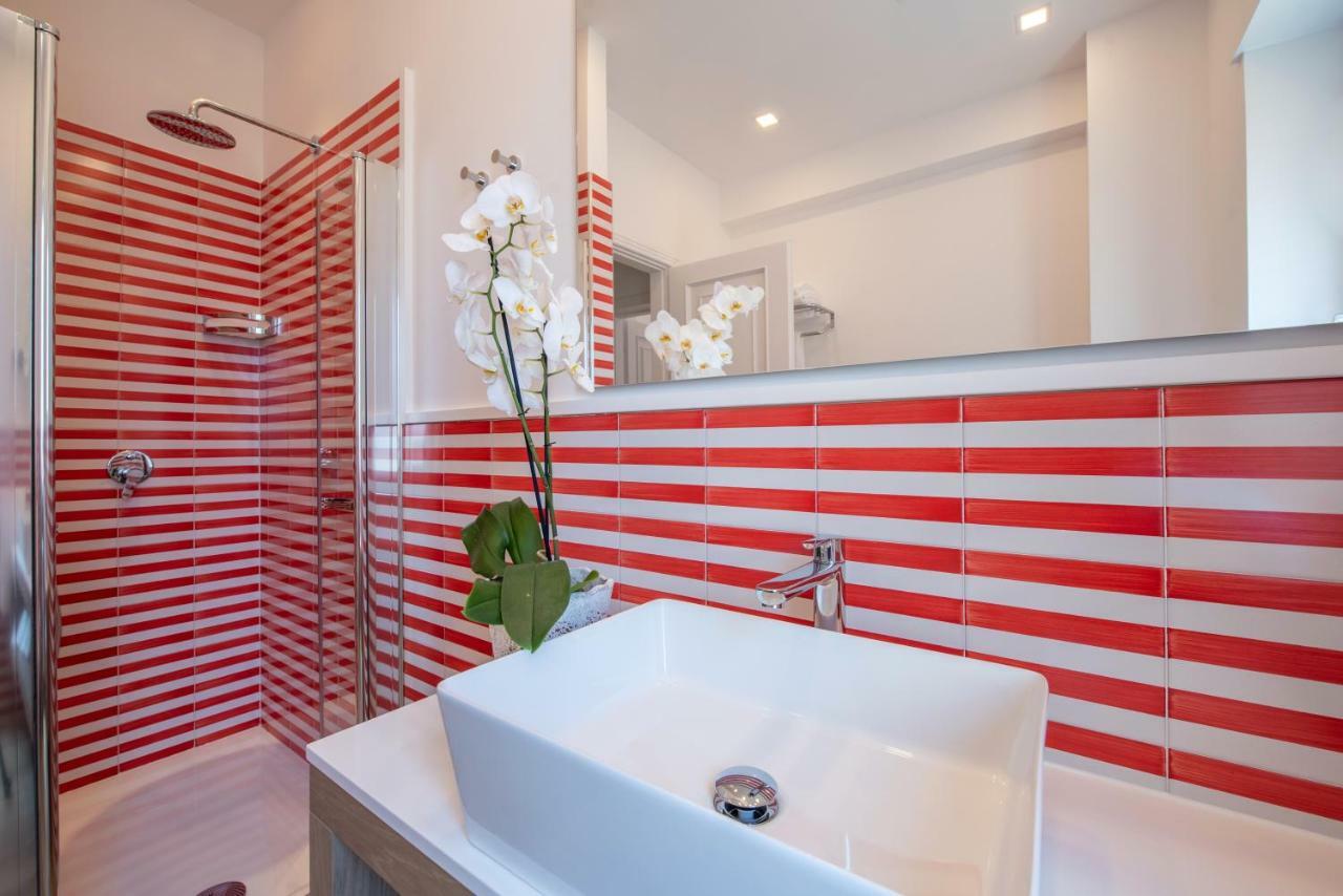 Solymar Apartments Соренто Екстериор снимка